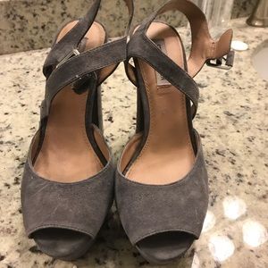 Steve Madden gray suede heels